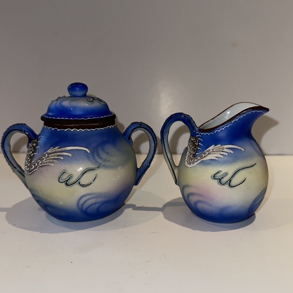 Vintage Japanese Moriage Dragon Sugar & Cream Set - Picture 3 of 8